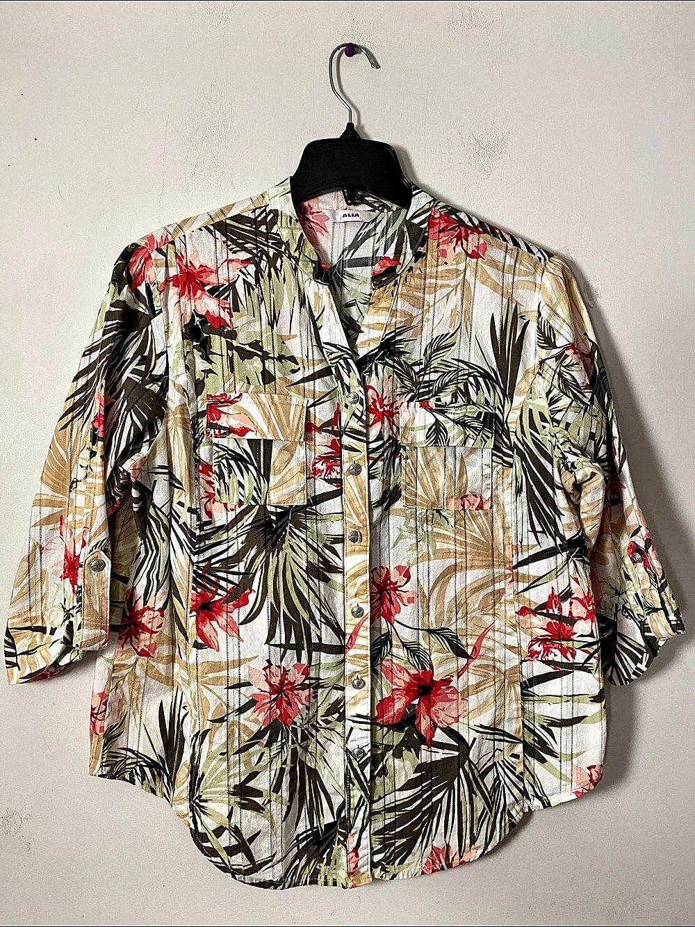 Alia Plus Size  Floral Button Down Shirt in Green & Red